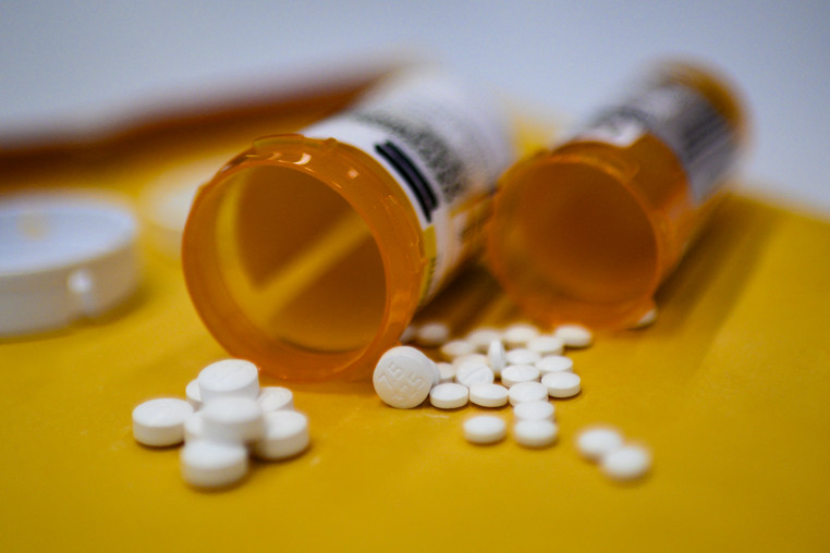 Opioid Risk Factor Identification using Machine Learning